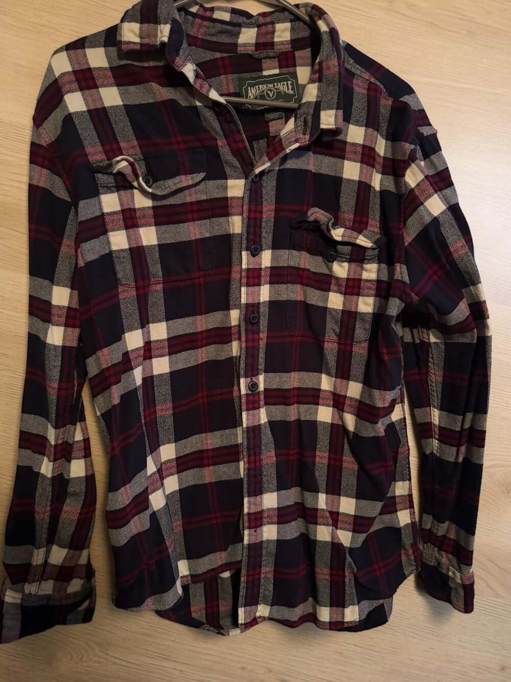 American Eagle Plaid Flannel Button Up Shirt Long Sleeve Red Black White
